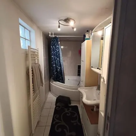 Semesterbostad Maison Atypique Proche Forets Vallees *